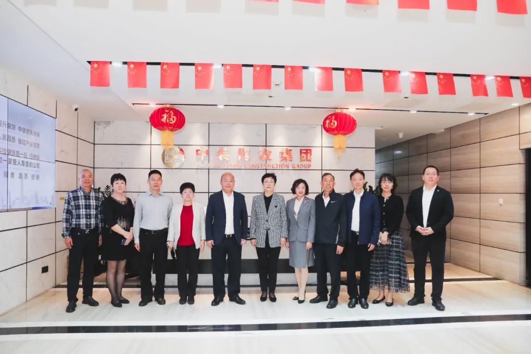 深圳市人大常委会副主任裴蕾同志率队莅临必一运动建设调研