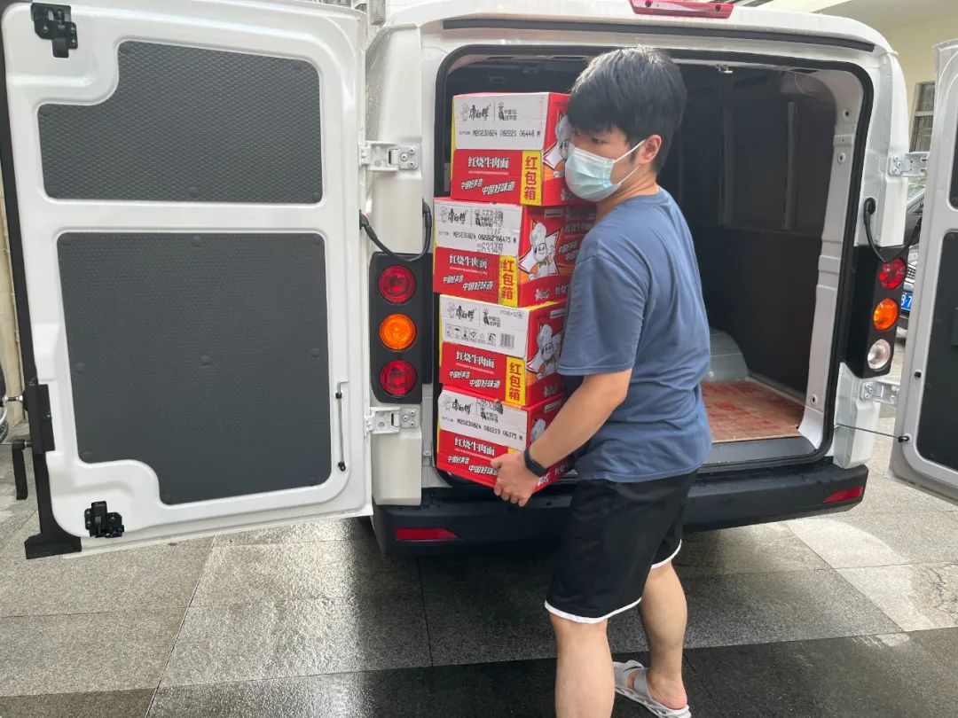 全力以赴，防洪防汛丨必一运动建设积极支援防洪防汛一线